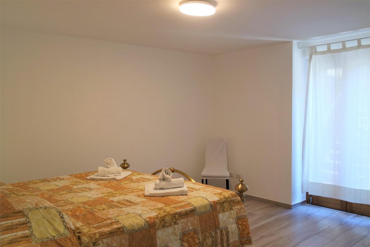 Casa Vacanze Loita Appartement Baveno Buitenkant foto